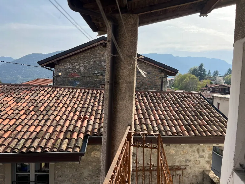 Casa Indipendente in vendita a Solto Collina - foto 4