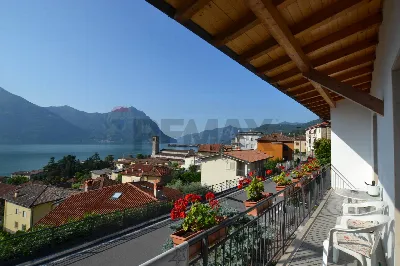 Villa a Lovere