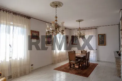 Villa in vendita a Tavernola Bergamasca - foto 3