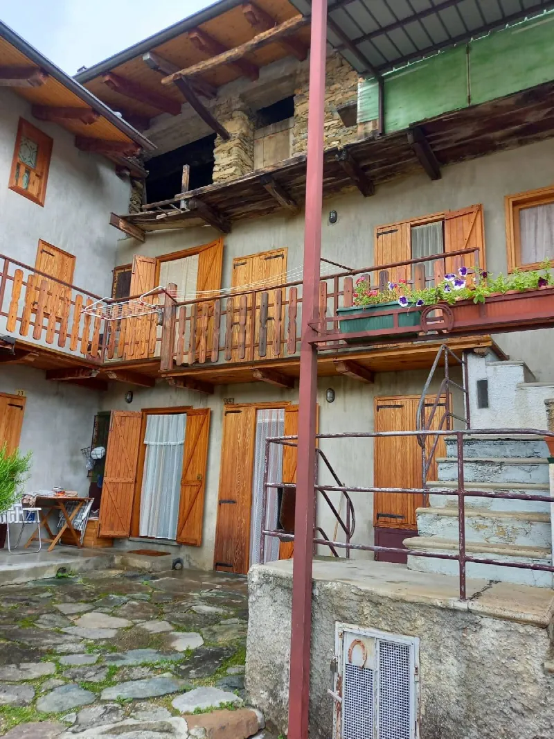 Casa Indipendente in vendita a Rubiana - foto 1
