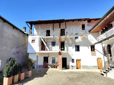 Casa Indipendente in vendita a San Colomba... - foto 2