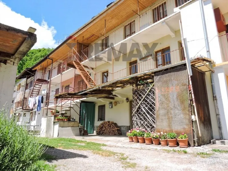 Casa Indipendente in vendita a Giaveno - foto 1