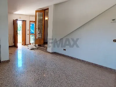 Casa Indipendente in vendita a Fara Filior... - foto 6