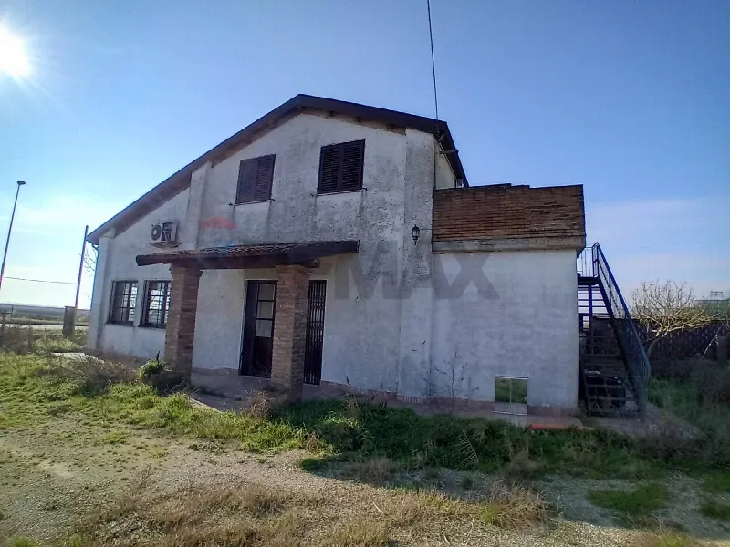 Casa Indipendente in vendita a Lagosanto - foto 1