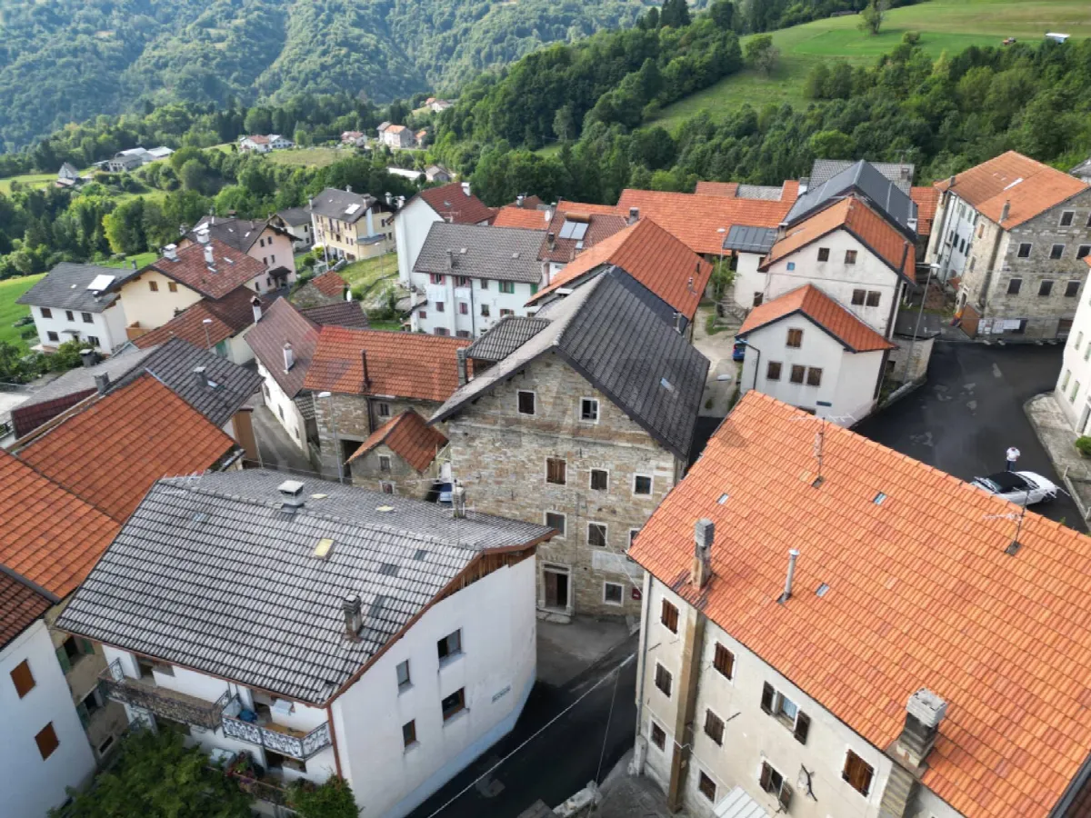Rustico/Casale in vendita a Chies d'Alpago - foto 2