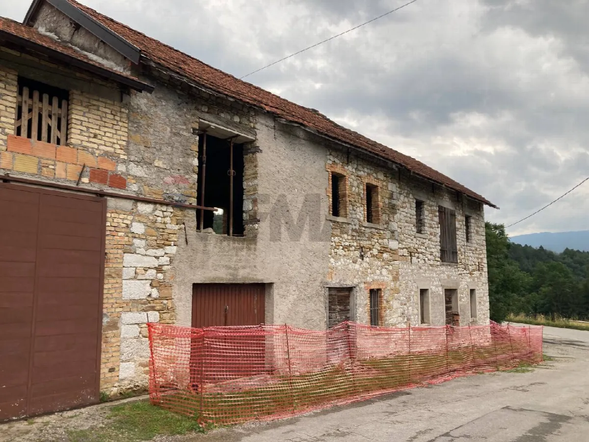 Rustico/Casale in vendita a Ponte nelle Alpi - foto 2