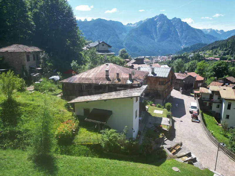 Casa Indipendente in vendita a Calalzo di Cadore - foto 1
