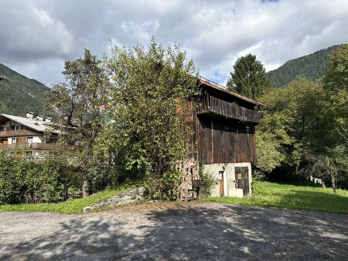 Rustico/Casale in vendita a Calalzo di Cadore - foto 2