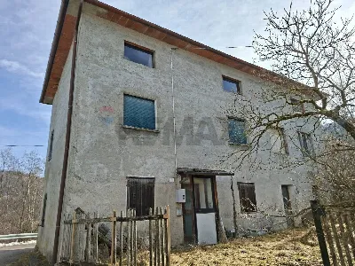 Casa Indipendente in vendita a Belluno - foto 1