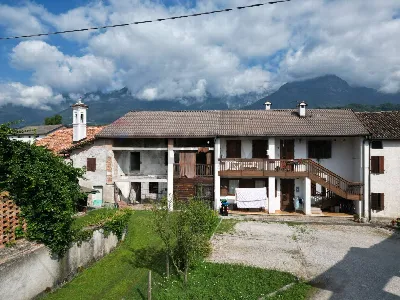 Casa Indipendente in vendita a Santa Giust... - foto 1