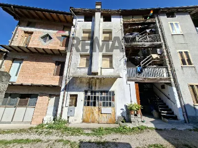 Casa Indipendente in vendita a Fonzaso - foto 1