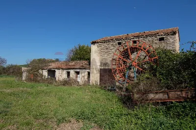 Rustico/Casale in vendita a Jesi - foto 5