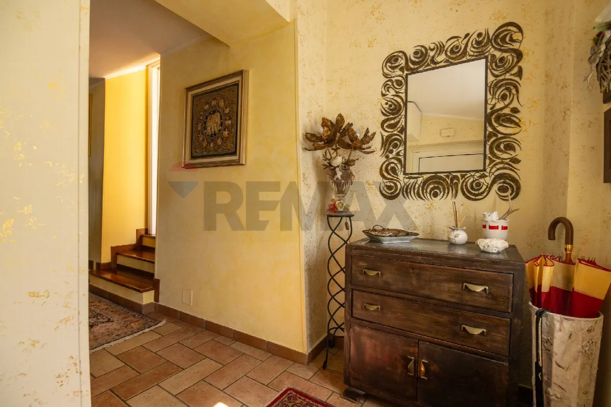 Casa Indipendente in vendita a Fabriano - foto 3