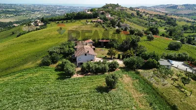 Rustico/Casale in vendita a Fermo - foto 3