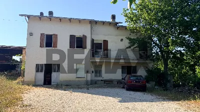 Rustico/Casale in vendita a Cingoli - foto 1