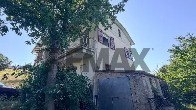 Rustico/Casale in vendita a Cingoli - foto 3
