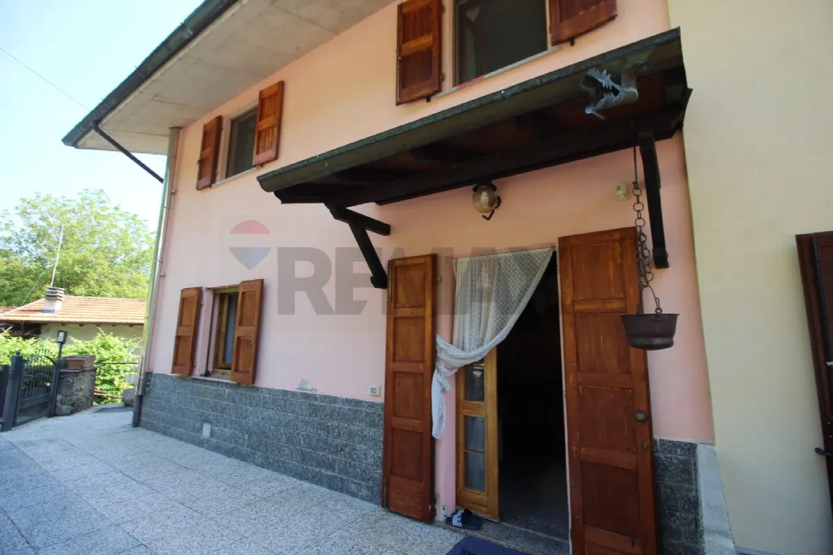 Casa Indipendente in vendita ad Algua - foto 3