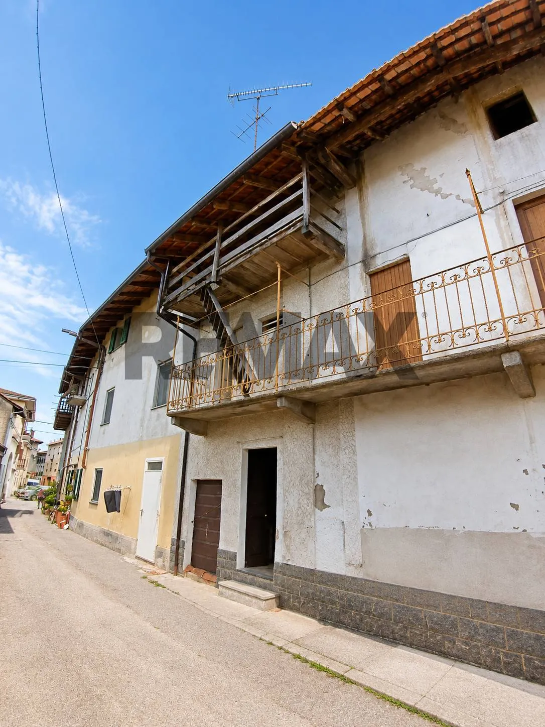 Casa Indipendente in vendita a Fara Novarese - foto 3
