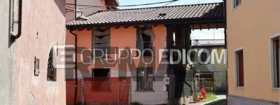 Rustico/Casale in vendita a Vaprio d'Agogn... - foto 9