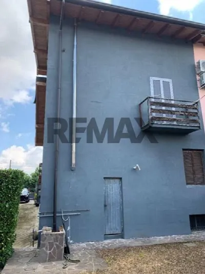 Casa Indipendente in vendita a Canegrate - foto 2