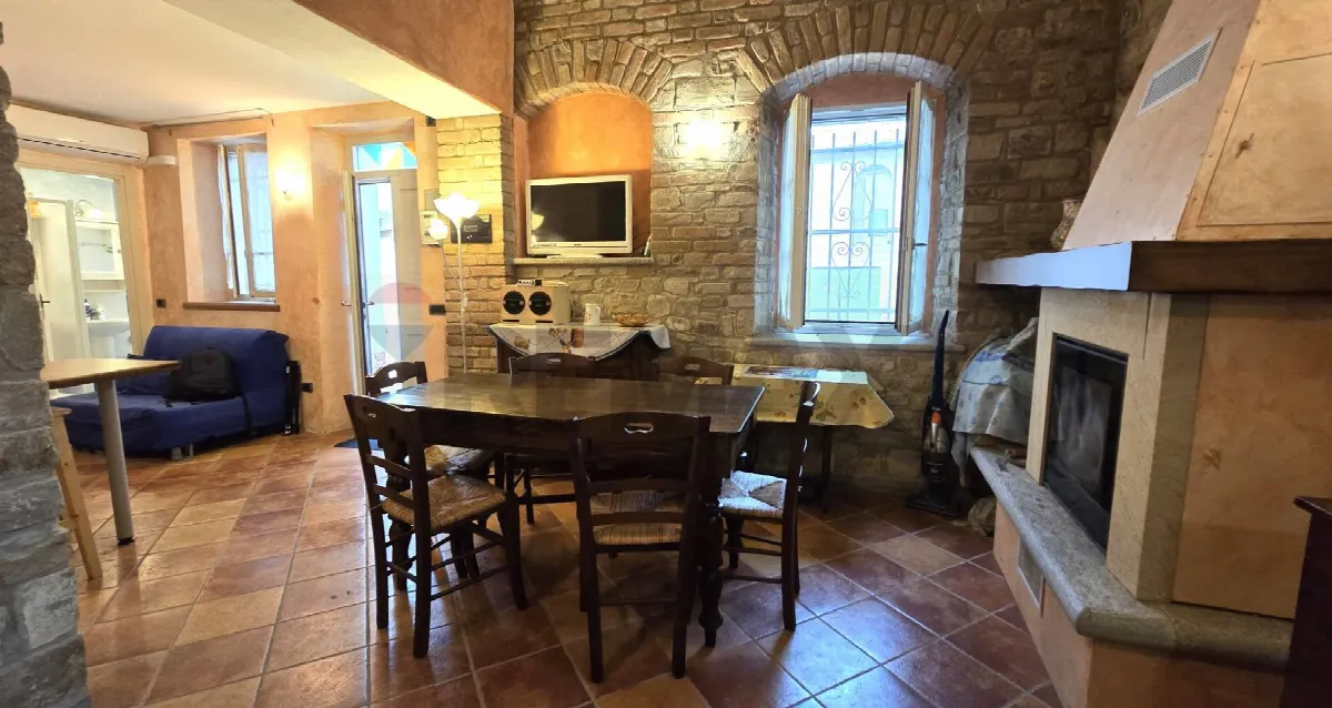 Casa Indipendente in vendita a Rovescala - foto 3