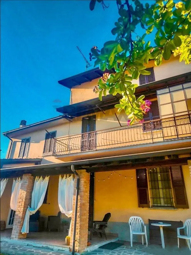 Villa in vendita a Montesegale - foto 1