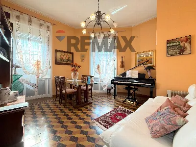 Casa Indipendente in vendita a Pavia, Cent... - foto 1