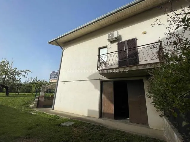 Casa Indipendente in vendita a Civitella Casanova - foto 3