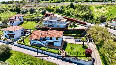 Villa in vendita a Tortoreto - foto 1