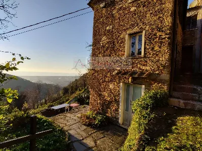 Casa Indipendente in vendita a Pietrasanta - foto 1