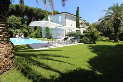 Villa in vendita a Forte dei Marmi - foto 1