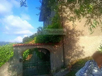 Rustico/Casale in vendita a Camaiore - foto 2