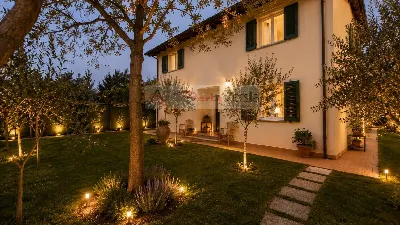 Villa in vendita a Montignoso - foto 1