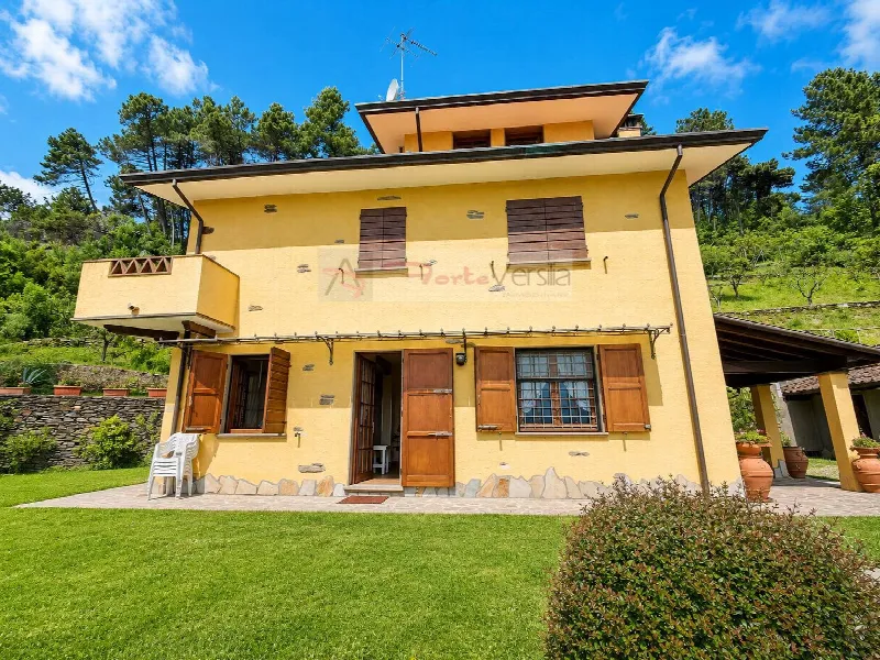 Villa in vendita a Pietrasanta - foto 1