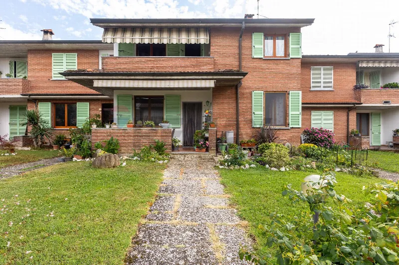 Villa in vendita a Carpaneto Piacentino - foto 1