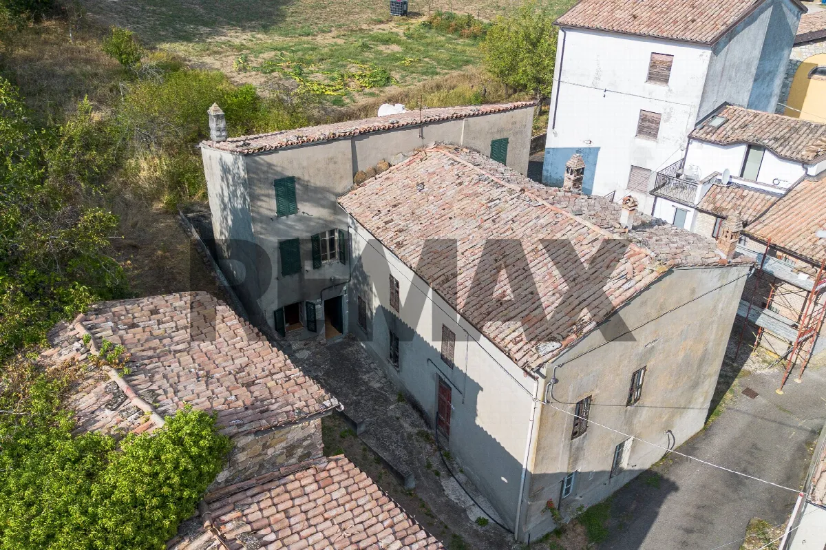 Casa Indipendente in vendita a Vernasca - foto 2