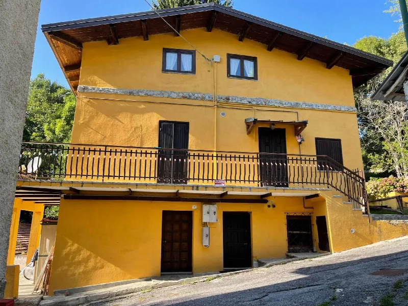 Casa Indipendente in vendita a Roburent - foto 1