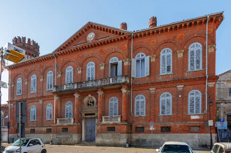 Palazzo/Stabile in vendita a Favria - foto 1