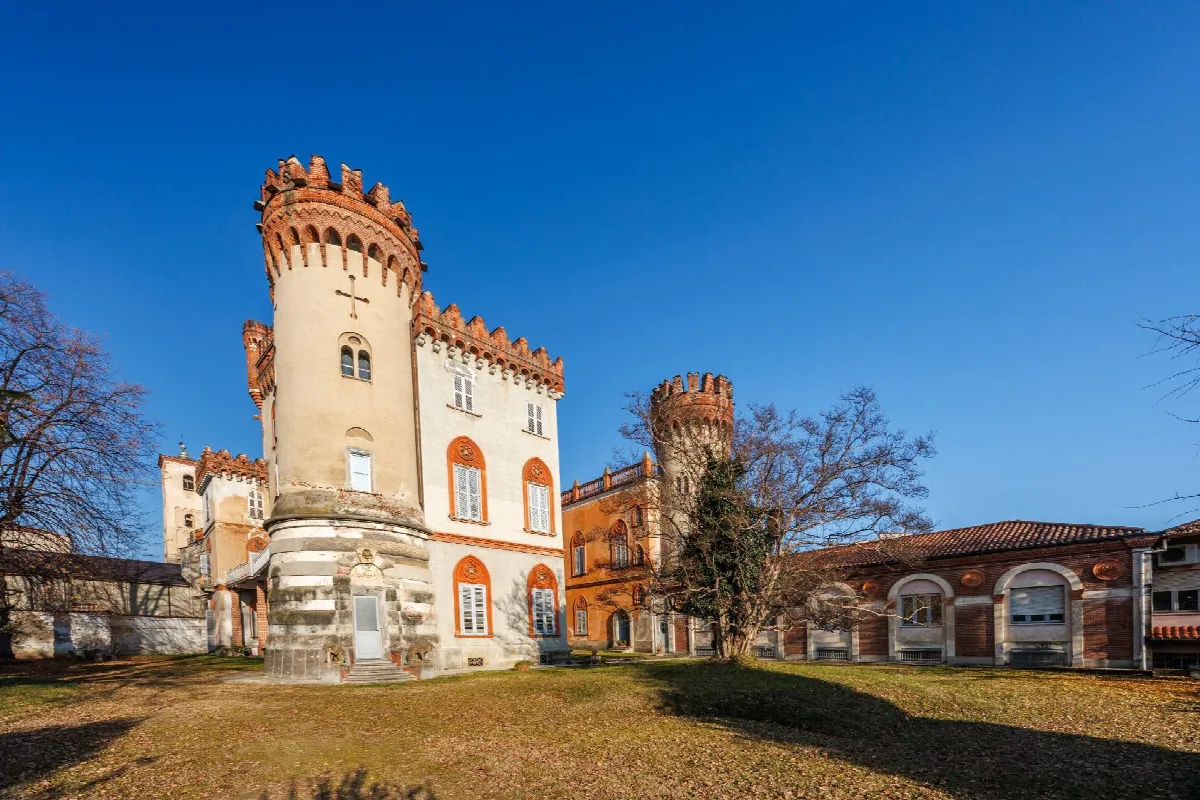 Palazzo/Stabile in vendita a Favria - foto 3