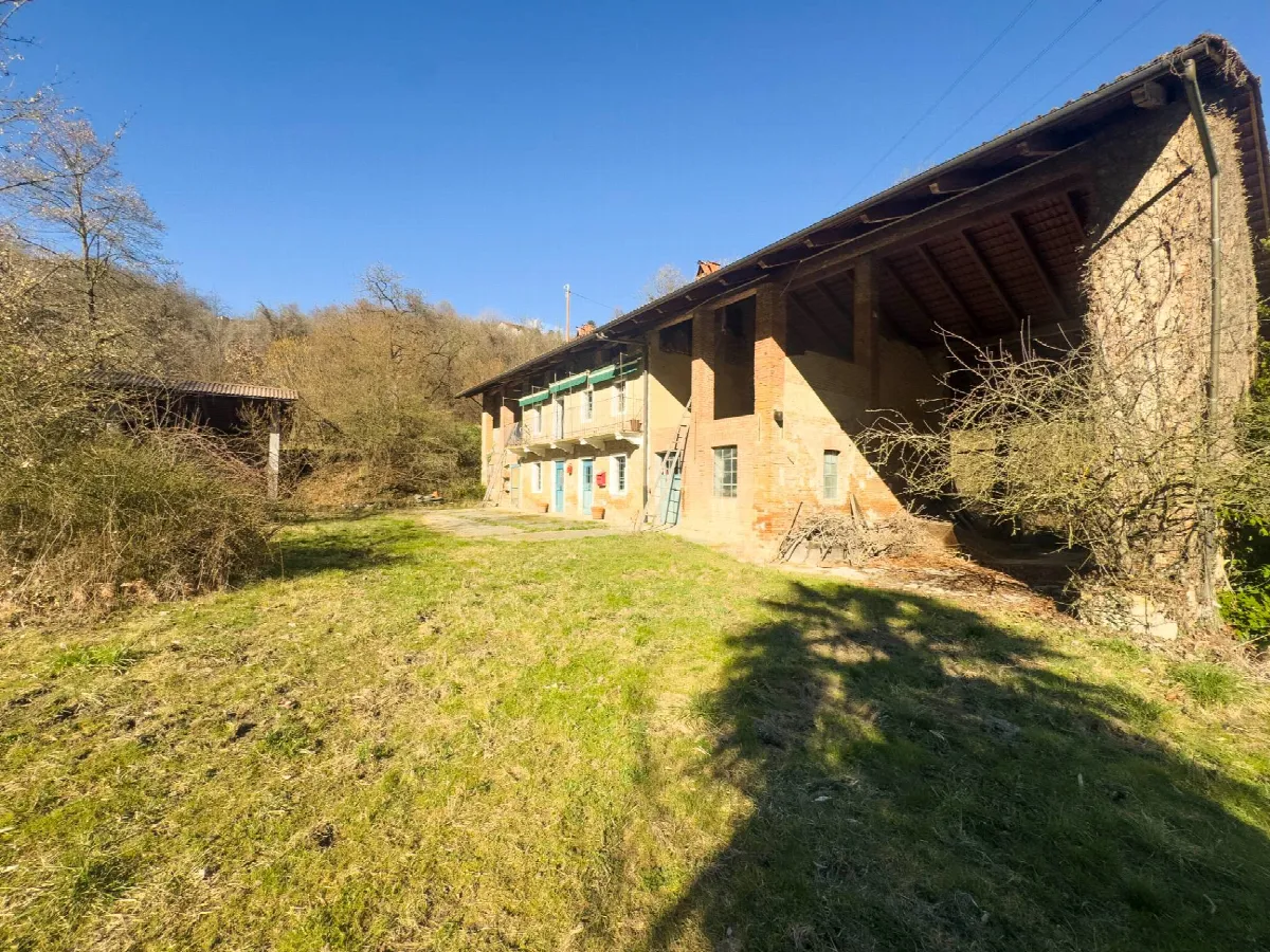 Rustico/Casale in vendita a Castagneto Po - foto 2