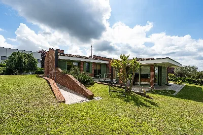 Villa in vendita a Trofarello - foto 1