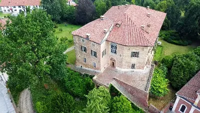 Palazzo/Stabile in vendita a Roatto - foto 2