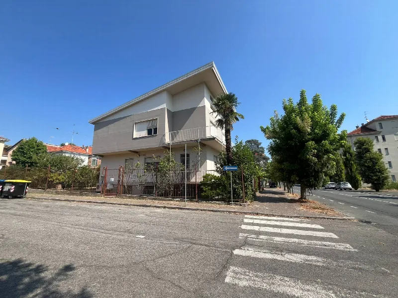 Villa in vendita a Valenza - foto 1