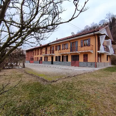 Rustico/Casale in vendita a Asti, Casabian... - foto 1