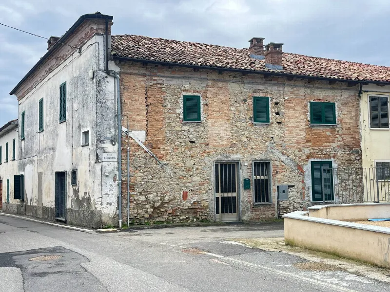 Rustico/Casale in vendita a Villadeati - foto 1