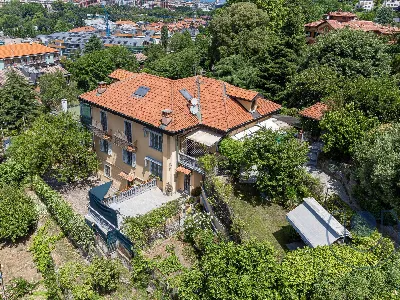 Casa Indipendente in vendita a Torino, Cav... - foto 1