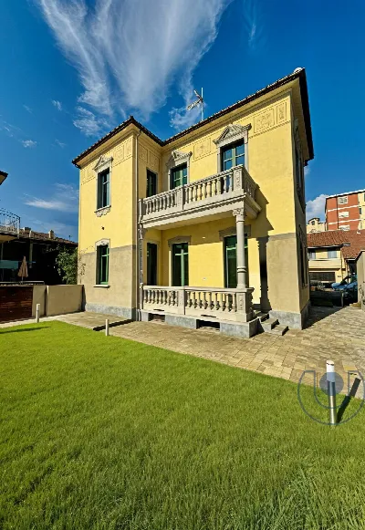 Villa in vendita a Chieri - foto 1