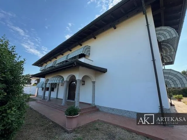 Rustico/Casale in vendita a Novara, Porta Mortara, Sacro Cuore, San Martino, San Paolo - foto 3