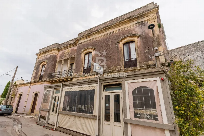 Villa in vendita a Giuggianello - foto 1