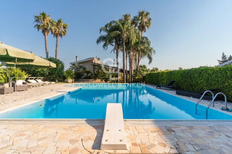 Villa in vendita a Cutrofiano - foto 1